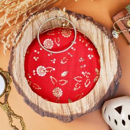 ARTKLIM Women Red & Gold-Toned Embroidered Embroidered Round Box Clutch-44