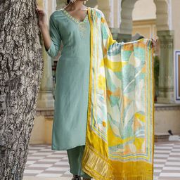 HERE&NOW Yoke Design V-Neck Straight Kurta With Trousers And Dupatta-image-99