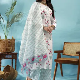 anouk rustic Anouk Floral Printed Regular Kurta with Trousers & With Dupatta image 3