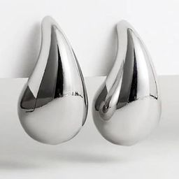Tipsy closet Teardrop Shaped Drop Earrings-image-68