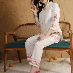 Anouk Printed Mandarin Collar Tunic With Trouser image 2