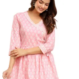 DMP FASHION Floral Printed V-Neck Pure Cotton Angrakha Peplum A-Line Kurti-42