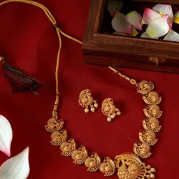 TEEJH Gold-Plated Stone-Studded & Beaded Jewellery Set-3