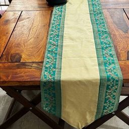 Pink Parrot Green & Red Ethnic-Patterned Hexagonal Table Runner With Tassels-27