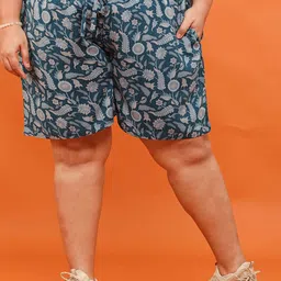 EASY 2 WEAR Women Plus Size Floral Printed Low-Rise Shorts-image-25