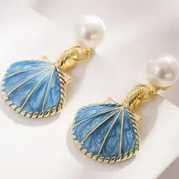 Amrav Oval Studs Earrings-13