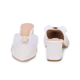 CLOG LONDON Block Pumps with Bows image 4