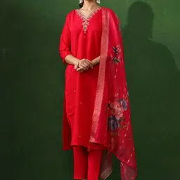 Jaipur Kurti Embroidered Zari V-Neck Chanderi Silk Straight Kurta With Trousers & Dupatta-image-85
