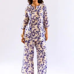 FEATHERS CLOSET Blue Floral Print Round Neck Cotton Co-Ord Set-image-73