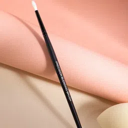 CUFFS N LASHES Soft Bristles Precision Blending Makeup Brush - E010-49