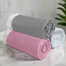 Heelium White & Grey 3 Pieces Bamboo 250 GSM Bath Towel-picture-20
