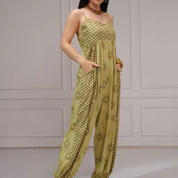 Vishudh Printed Basic Jumpsuit image 3