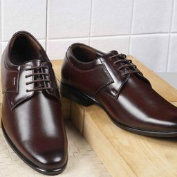WALKWAY by Metro Men Leather Formal Derbys Shoes-image-62
