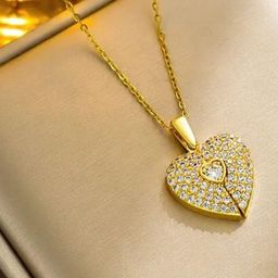 Estailo fashion Women Gold-Plated Stones-Studded Heart Shaped Pendant With Chain-image-95