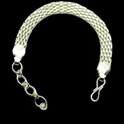 Dynamic Retail Global Men Silver Bracelet-13