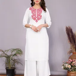 Rangita Round Neck Thread Work Straight Kurta-22