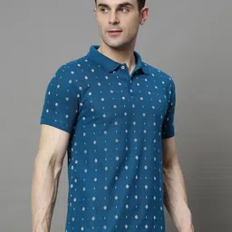 HUSHBUCKS Men Printed Polo Collar Applique T-shirt-image-90