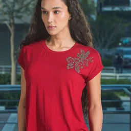 Virgio Women Round Neck Embellished Short Sleeves Top-image-23