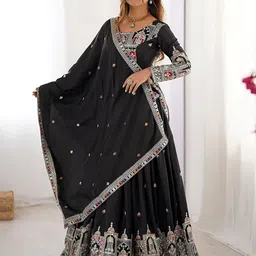 ETHNIC PLUS Embroidered Sequinned Semi-Stitched Lehenga & Unstitched Blouse With Dupatta-picture-0