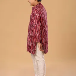 The Mini Trunk Boys Abstract Printed Mandarin Collar Regular Kurta with Trousers image 5