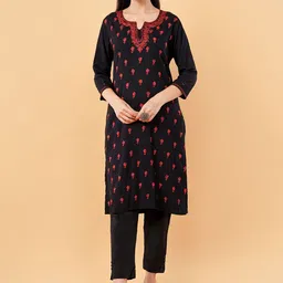Kala Maison Floral Embroidered Notch Neck Thread Work Straight Kurta-20