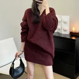 Alamode By Akanksha Maroon Bosco Winter Woollen Co-Ords Set-Set Of Sweater And Skirt-image-10