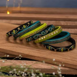Taasha Craft Set Of 7 Cotton Threads Handcrafted Bangle image 2