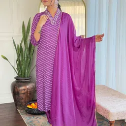 KAUTIK FABRICS Leheriya Printed Thread Work Chanderi Silk Kurta With Trousers And Dupatta image 3