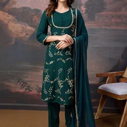 House of Pataudi Women Embroidered Kurta & Trouser With Dupatta-32