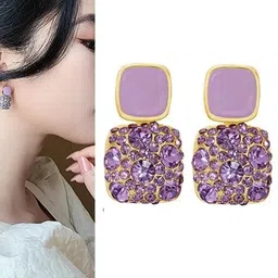 ONUYX Square Studs Earrings-7