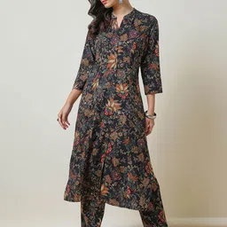 Soch Floral Printed Mandarin Collar A Line Kurta with Trousers-10