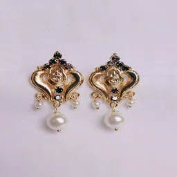 kurdekars divuu Contemporary Studs Earrings-53