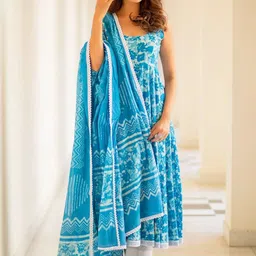 Royal Export Women Floral Printed Regular Kurta with Trousers & With Dupatta-56