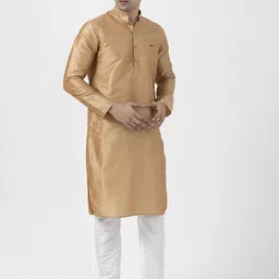 DEVOILER Men Regular Dupion Silk Kurta with Pyjamas image 5