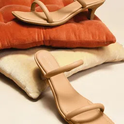 CLOG LONDON Women Kitten Heel Sandals-image-4