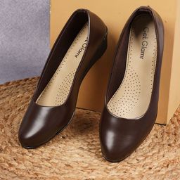 Get Glamr Block Pumps with Laser Cuts-97