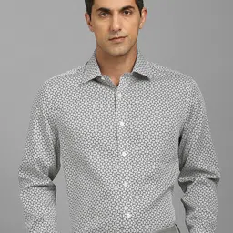 Louis Philippe Geometric Printed Spread Collar Slim Fit Cotton Shirt-image-52