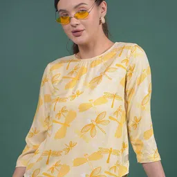 Crimsoune Club Women Conversational Printed Round Neck Top-picture-6