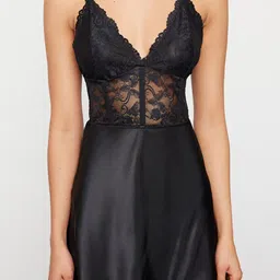 Trendyol Women Sleeveless Shoulder Straps Above Knee Solid Nightdress-image-90