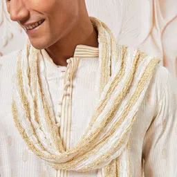 VASTRAMAY Men Embroidered Regular Kantha Work Kurta with Pyjamas & With Dupatta image 4