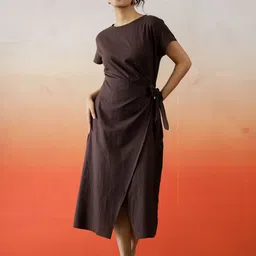 SANSKRUTIHOMES Solid Cotton Wrap Midi Dress-image-20