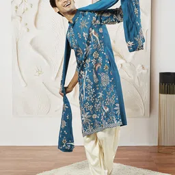 VASTRAMAY Men Floral Embroidered Regular Thread Work Kurta with Patiala & With Dupatta-picture-9