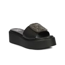 Viviblu Embellished Leather Platform Sandals-picture-33