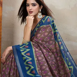 PAMPER YOURSELF Ethnic Motifs Zari Silk Blend Saree-image-48