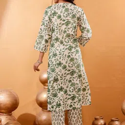 Chandbaali Women Floral Printed Handwork Pure Cotton Kurta with Trousers & Dupatta-picture-26
