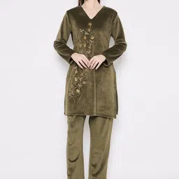 Camey Embroidered V Neck Tunic & Trousers Co-Ords-34