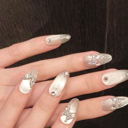 StyleCast x Revolte Set Of 10 Artificial Reusable Nails- White image 4