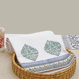 DESIGN GAATHA Grey & White Floral Printed Cotton 210 GSM Bath Towel-75