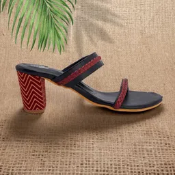 THE MADRAS TRUNK Block Sandals-picture-19