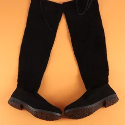AVIVASTYLE Women Flat-Heeled Chucky Boots-image-37
